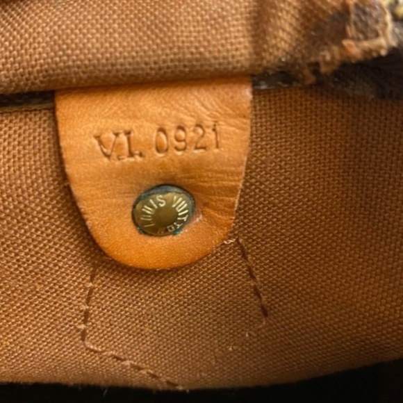 LOUIS VUITTON Monogram Speedy 30 Vintage Coated Canvas - Picture 13 of 17